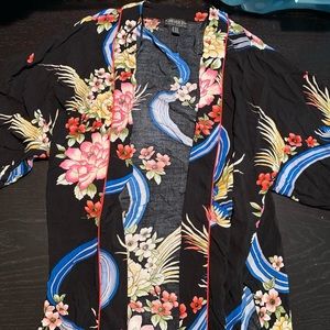 Forever 21 PLUS Womens Floral blouse/accent top